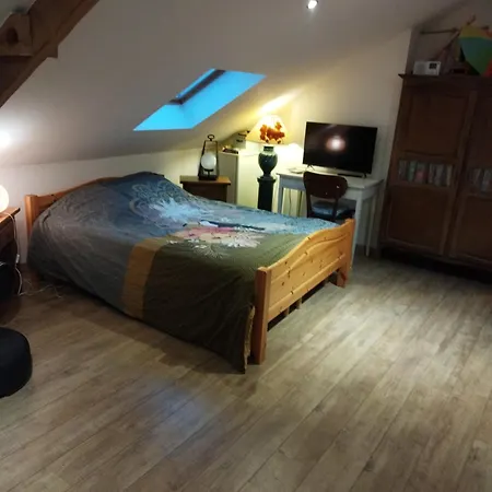 En Coloc' Chez Charlotte Homestay *