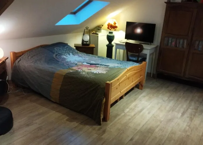 En Coloc' Chez Charlotte Homestay *